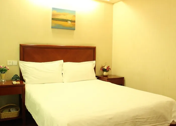 Greentree Inn Sichuan Chengdu North Railway Station Beichengtianjie Business Hotel